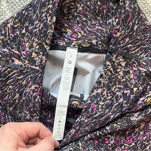 NWOT Lululemon Wunder Train bra/leggings set, size 8, Topography Multi - Picture 12 of 15